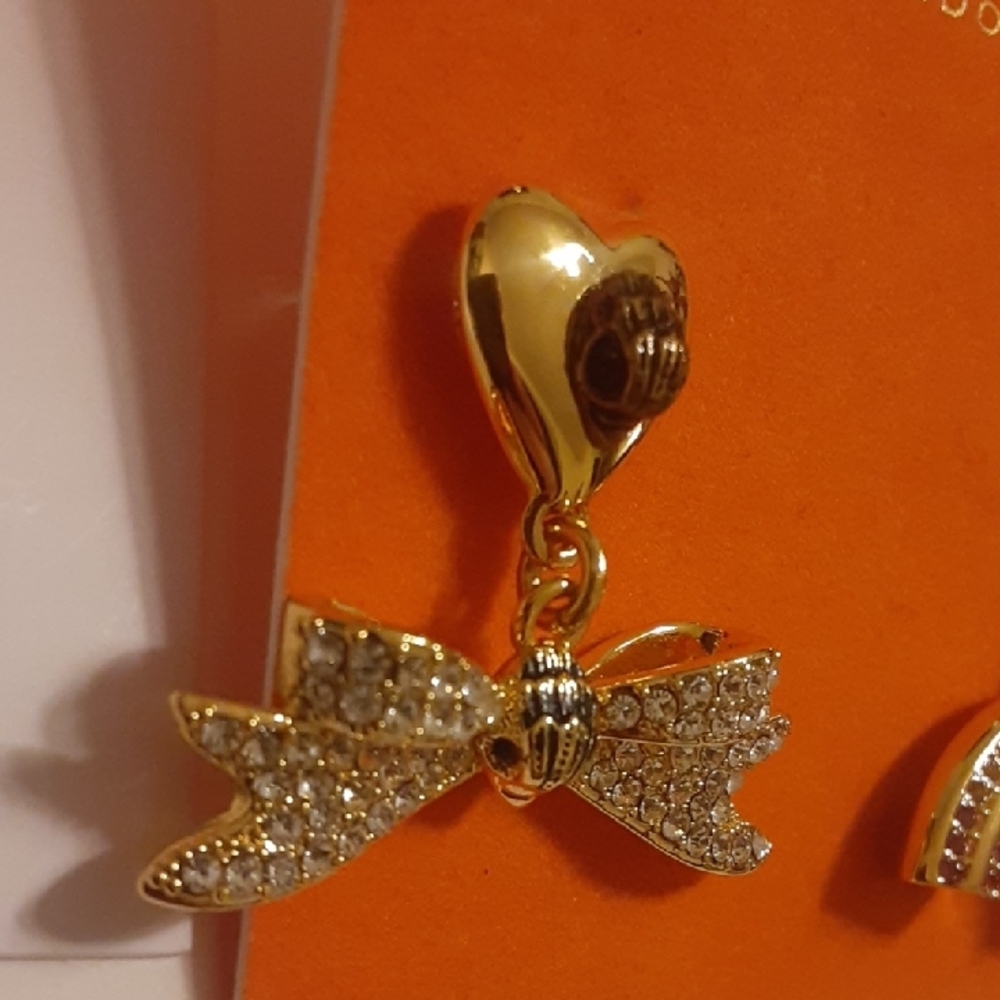 Kurt Geiger Bow and Rainbow Gold Accent Heart Earrings - Picture 13 of 17